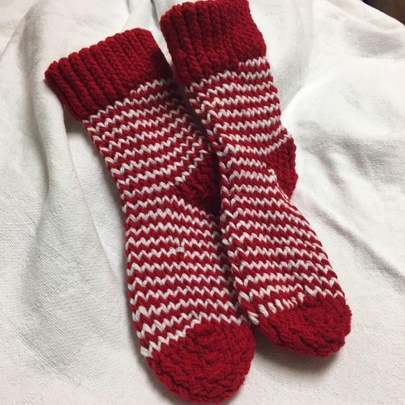 HAND LOOMED - Picture 7 of 8